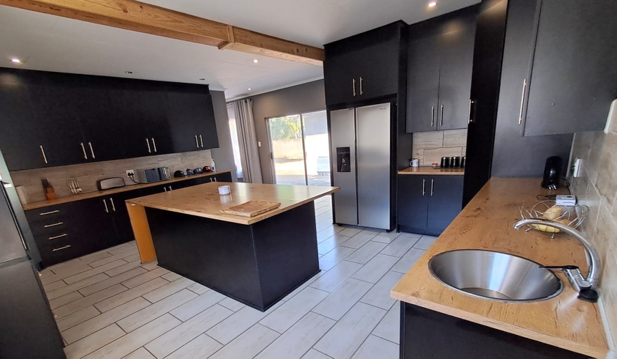 4 Bedroom Property for Sale in Phalaborwa Limpopo