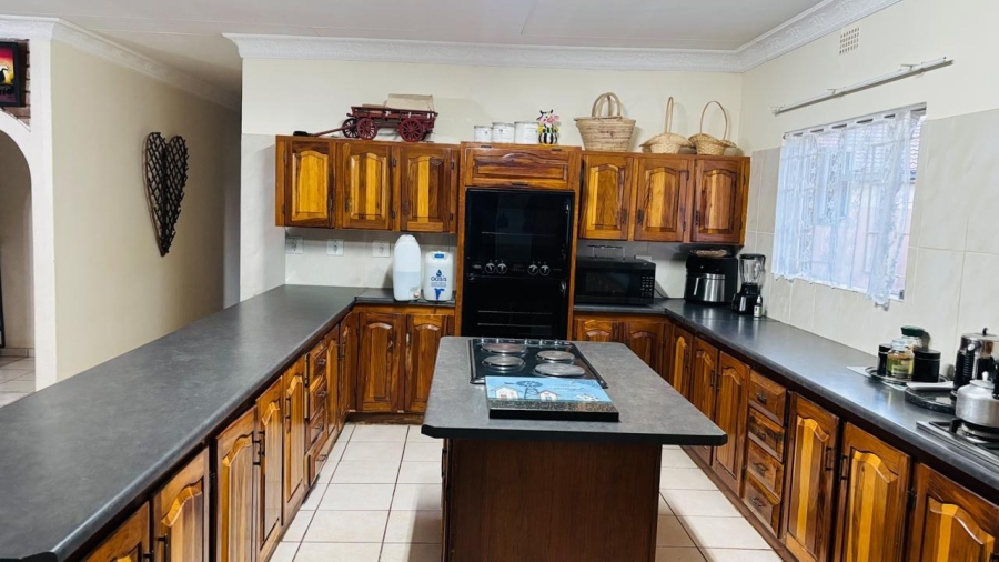 3 Bedroom Property for Sale in Chroompark Limpopo
