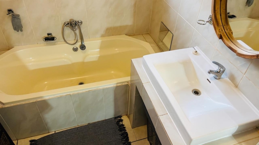 3 Bedroom Property for Sale in Chroompark Limpopo