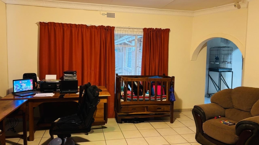 3 Bedroom Property for Sale in Chroompark Limpopo