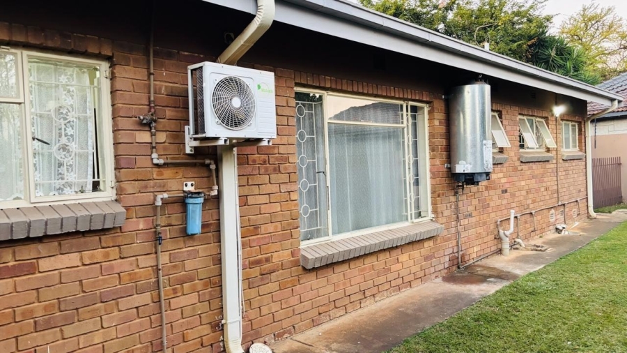 3 Bedroom Property for Sale in Chroompark Limpopo