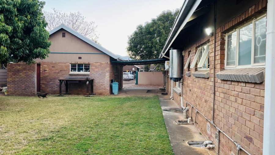 3 Bedroom Property for Sale in Chroompark Limpopo