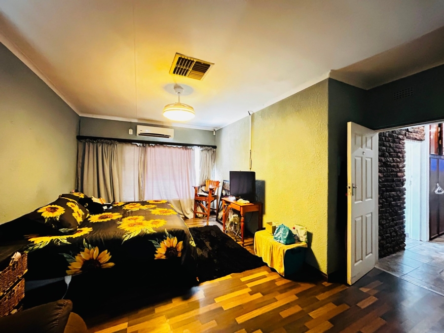 4 Bedroom Property for Sale in Chroompark Limpopo