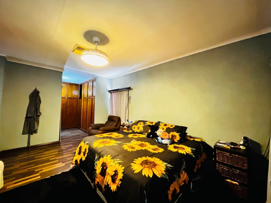 4 Bedroom Property for Sale in Chroompark Limpopo