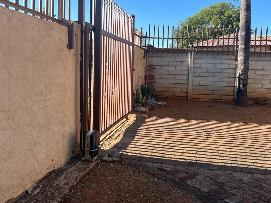 3 Bedroom Property for Sale in Flora Park Limpopo