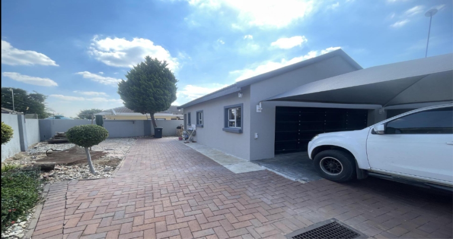 4 Bedroom Property for Sale in Bendor Limpopo