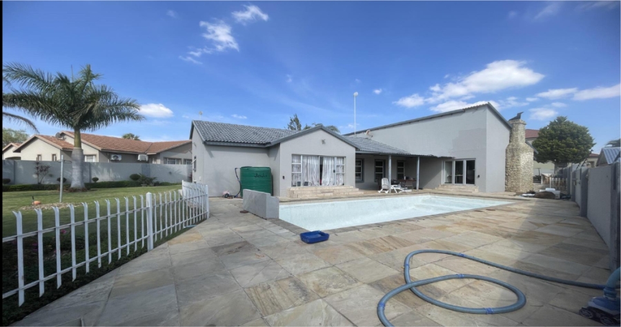 4 Bedroom Property for Sale in Bendor Limpopo