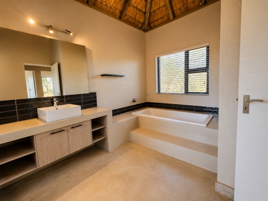 3 Bedroom Property for Sale in Moditlo Wildlife Estate Limpopo