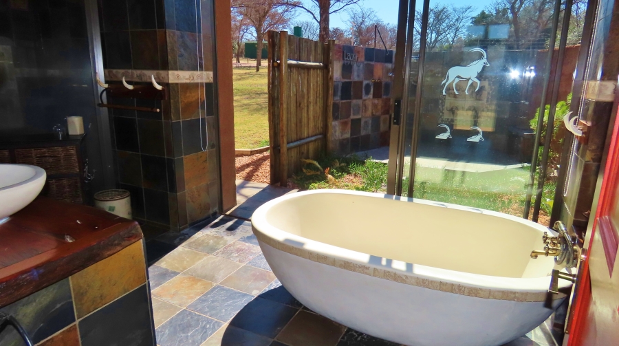 8 Bedroom Property for Sale in Vaalwater Limpopo