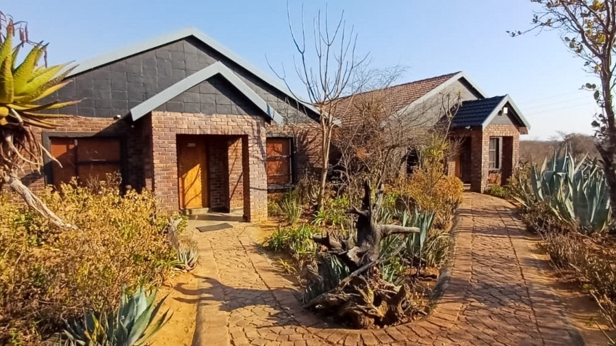 8 Bedroom Property for Sale in Modimolle Rural Limpopo
