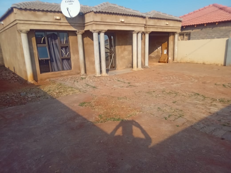 3 Bedroom Property for Sale in Northam Limpopo