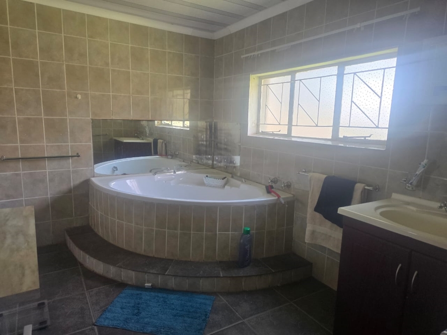 4 Bedroom Property for Sale in Modimolle Rural Limpopo