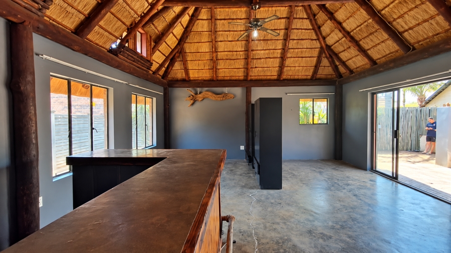 1 Bedroom Property for Sale in Capricorn Limpopo