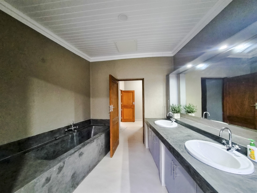 4 Bedroom Property for Sale in Raptors View Wildlife Estate Limpopo