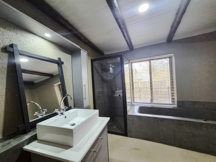 4 Bedroom Property for Sale in Raptors View Wildlife Estate Limpopo