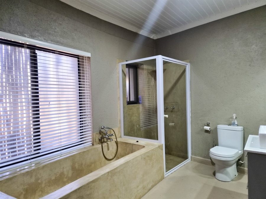 4 Bedroom Property for Sale in Raptors View Wildlife Estate Limpopo
