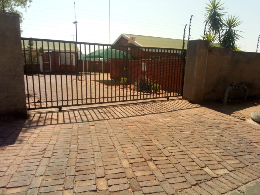 2 Bedroom Property for Sale in Bendor Limpopo