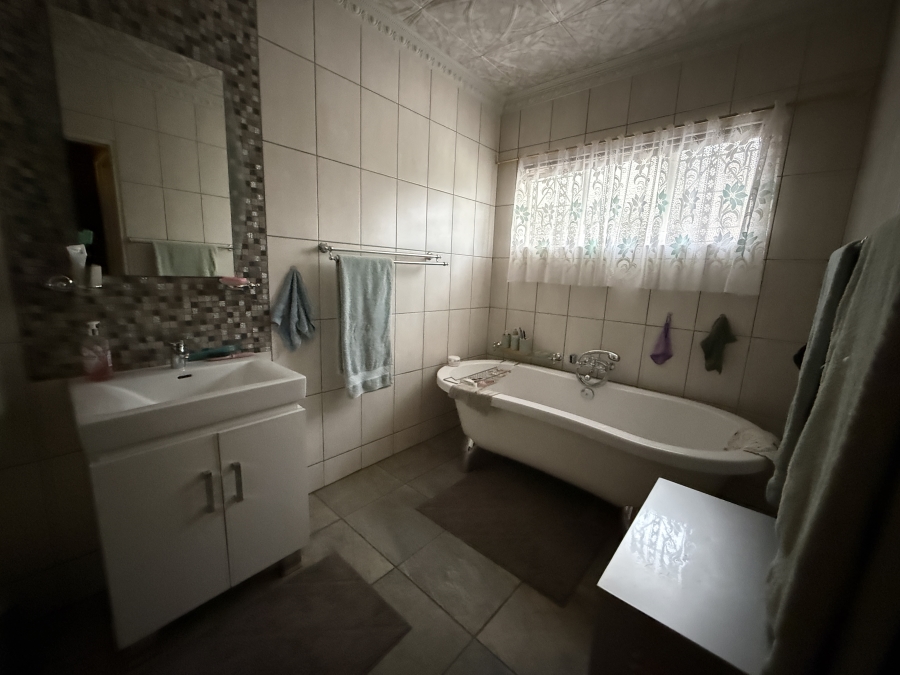 4 Bedroom Property for Sale in Mokopane Rural Limpopo