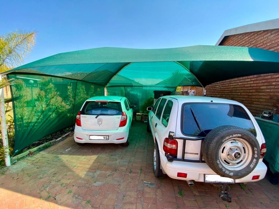 2 Bedroom Property for Sale in Bendor Limpopo