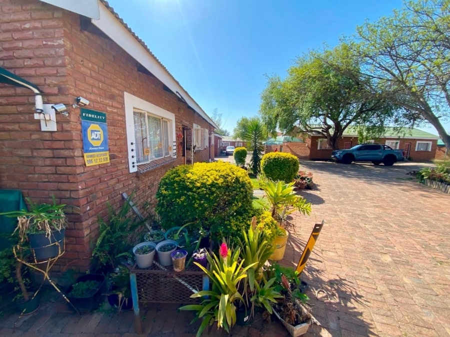 2 Bedroom Property for Sale in Bendor Limpopo