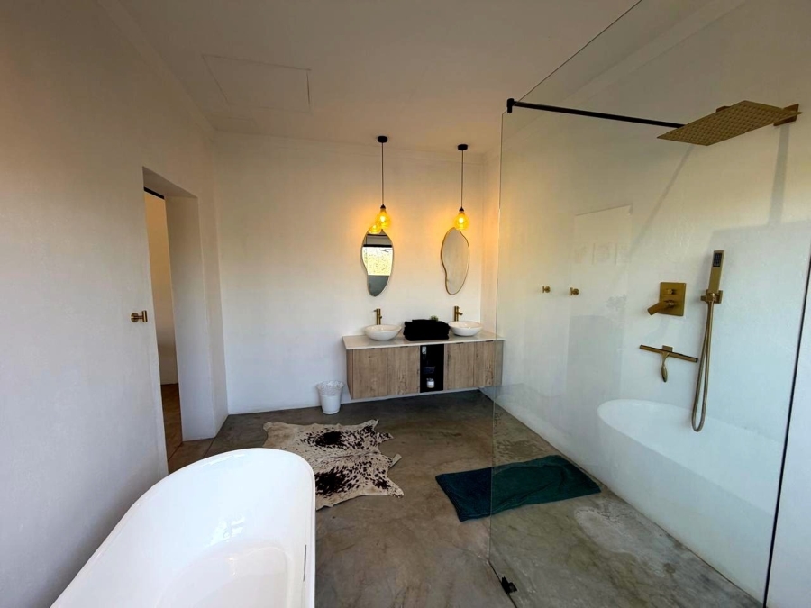 3 Bedroom Property for Sale in Moditlo Wildlife Estate Limpopo
