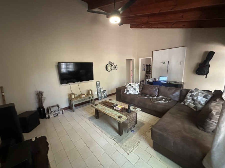 6 Bedroom Property for Sale in Kampersrus Limpopo