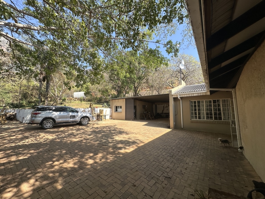 6 Bedroom Property for Sale in Kampersrus Limpopo