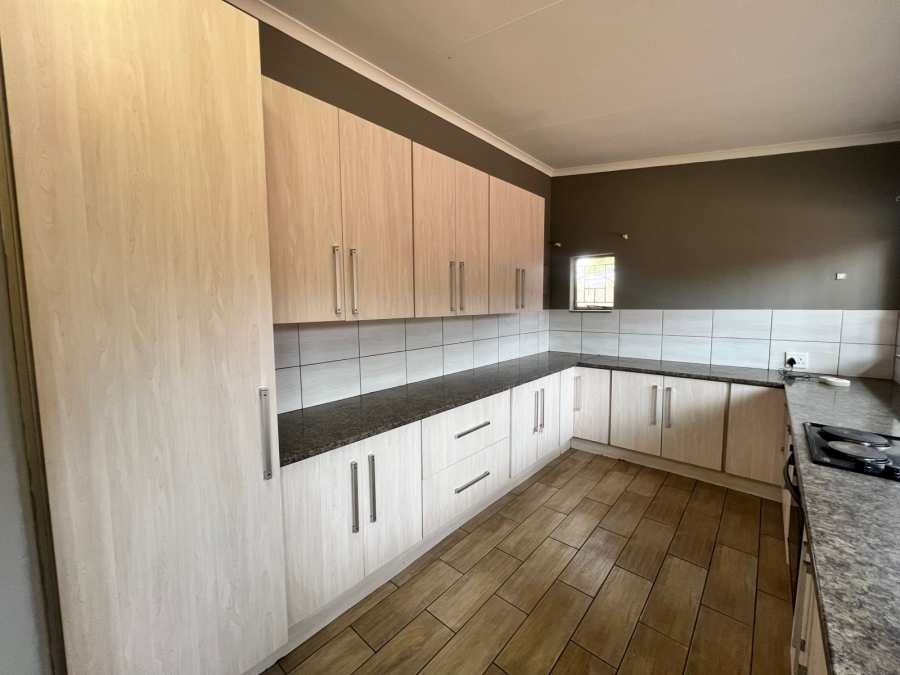 To Let 3 Bedroom Property for Rent in Trim Park Limpopo