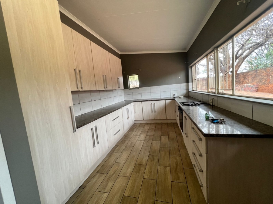 To Let 3 Bedroom Property for Rent in Trim Park Limpopo