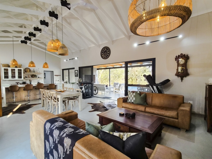 3 Bedroom Property for Sale in Moditlo Wildlife Estate Limpopo
