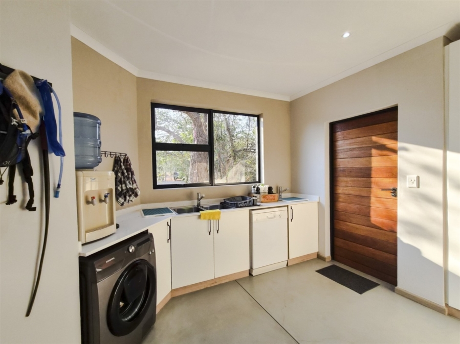 3 Bedroom Property for Sale in Moditlo Wildlife Estate Limpopo