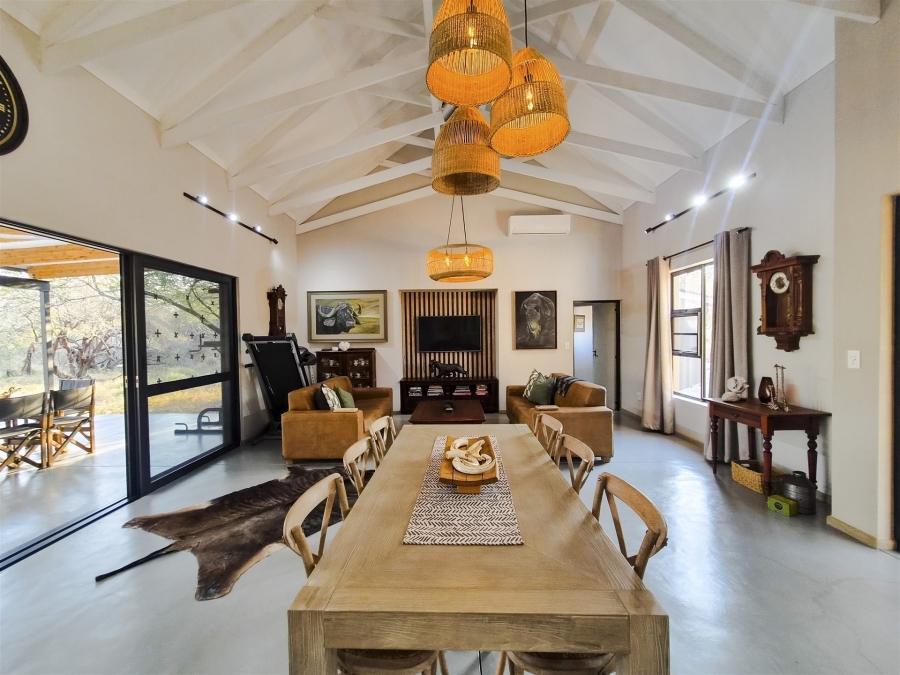 3 Bedroom Property for Sale in Moditlo Wildlife Estate Limpopo
