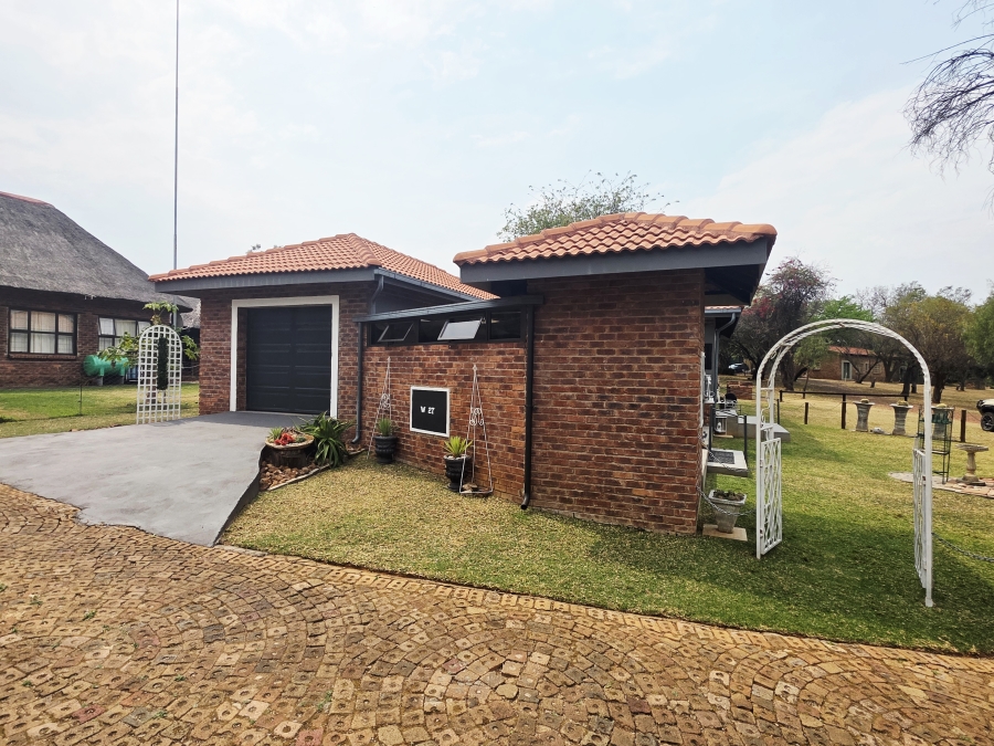 1 Bedroom Property for Sale in Mookgopong Limpopo