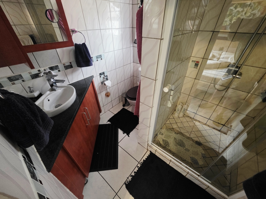 1 Bedroom Property for Sale in Mookgopong Limpopo