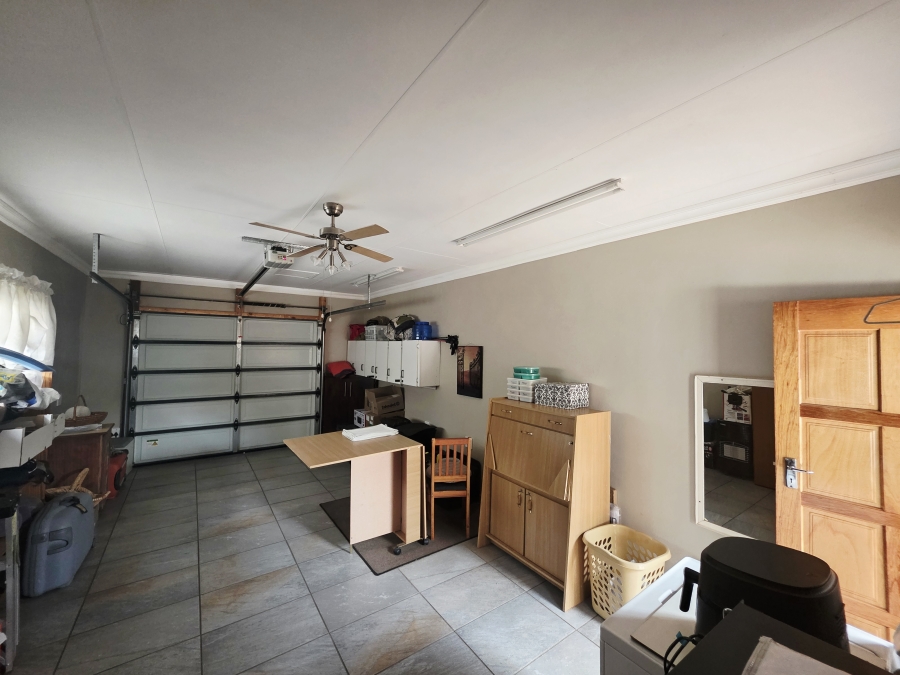 1 Bedroom Property for Sale in Mookgopong Limpopo
