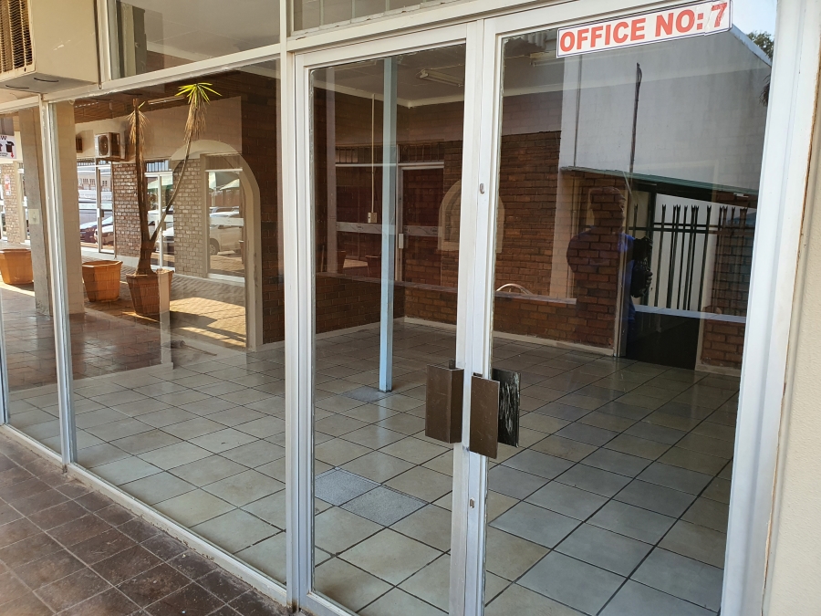 To Let Commercial Property for Rent in Louis Trichardt Limpopo