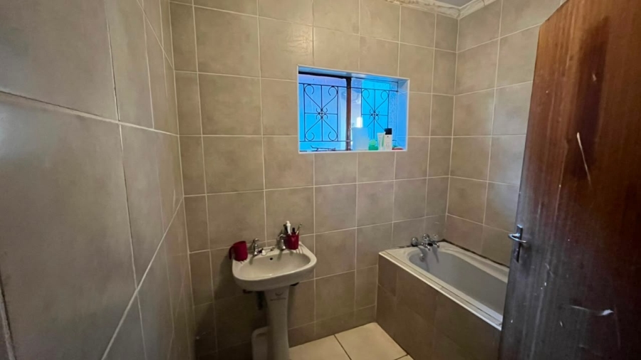 4 Bedroom Property for Sale in Phalaborwa Rural Limpopo