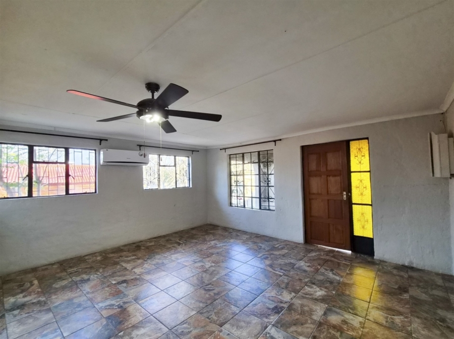 3 Bedroom Property for Sale in Kampersrus Limpopo
