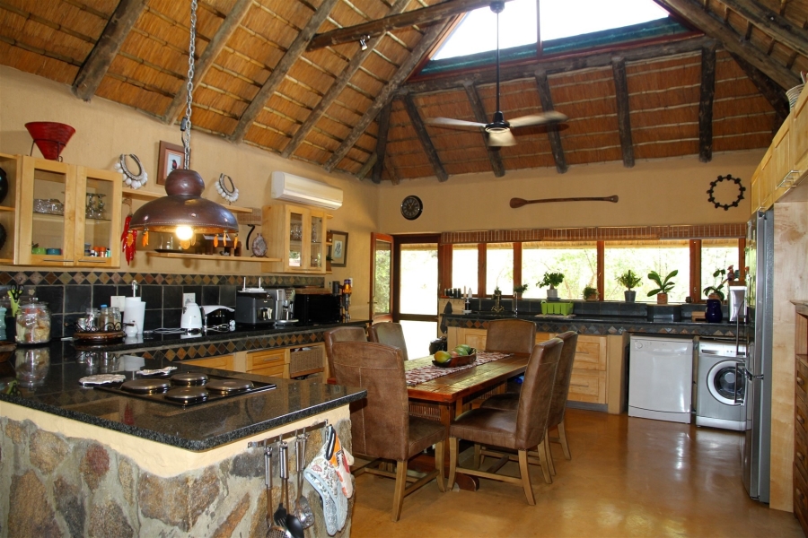 4 Bedroom Property for Sale in Lissataba Private Nature Reserve Limpopo