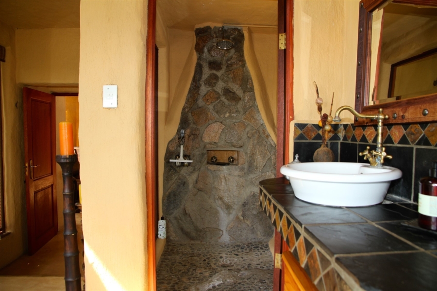 4 Bedroom Property for Sale in Lissataba Private Nature Reserve Limpopo