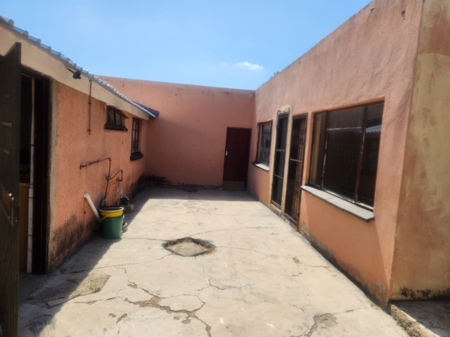 2 Bedroom Property for Sale in Seshego Limpopo