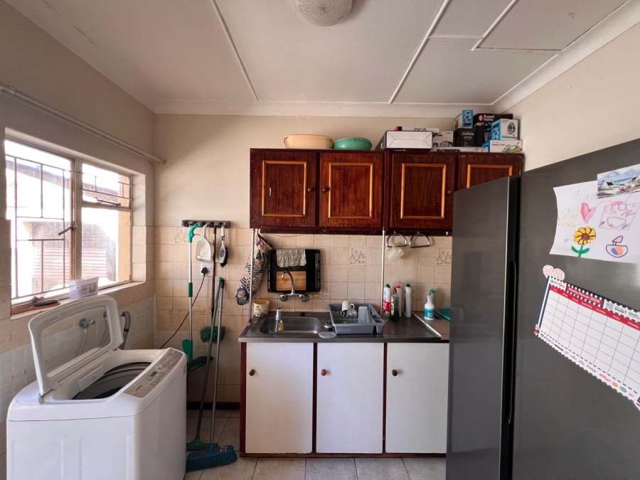 To Let 3 Bedroom Property for Rent in Impala Park Limpopo