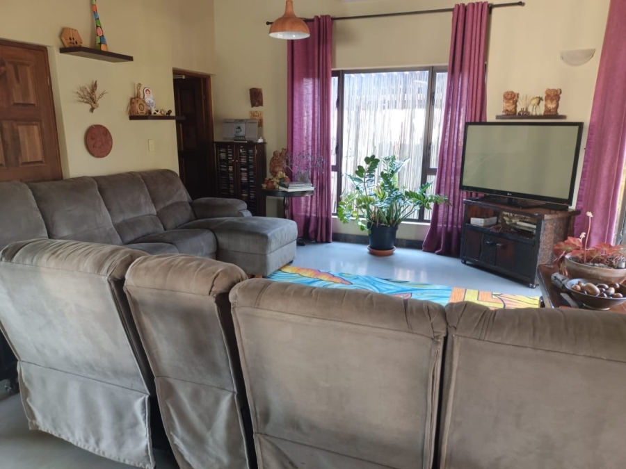 To Let 3 Bedroom Property for Rent in Hoedspruit Wildlife Estate Limpopo