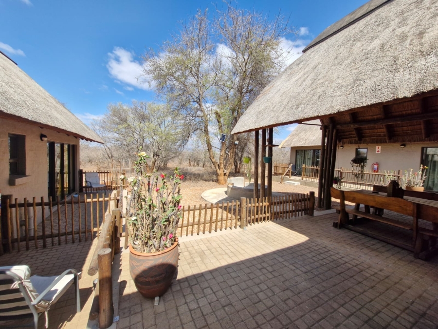 To Let 3 Bedroom Property for Rent in Hoedspruit Wildlife Estate Limpopo