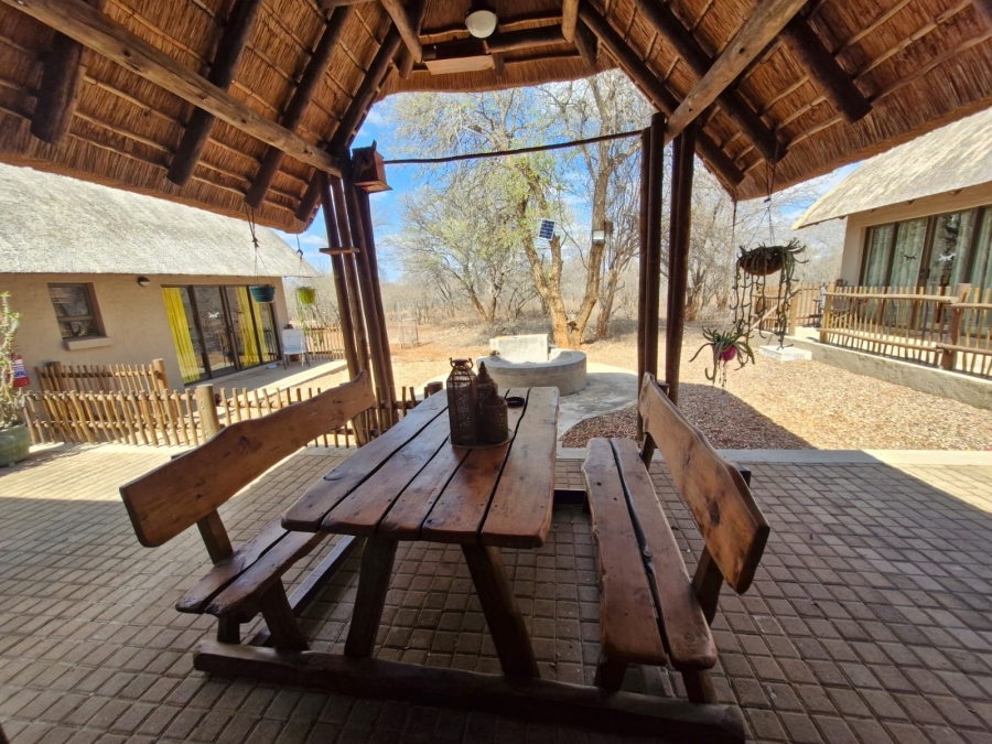 To Let 3 Bedroom Property for Rent in Hoedspruit Wildlife Estate Limpopo