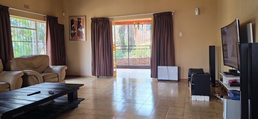 6 Bedroom Property for Sale in Bela Bela Limpopo