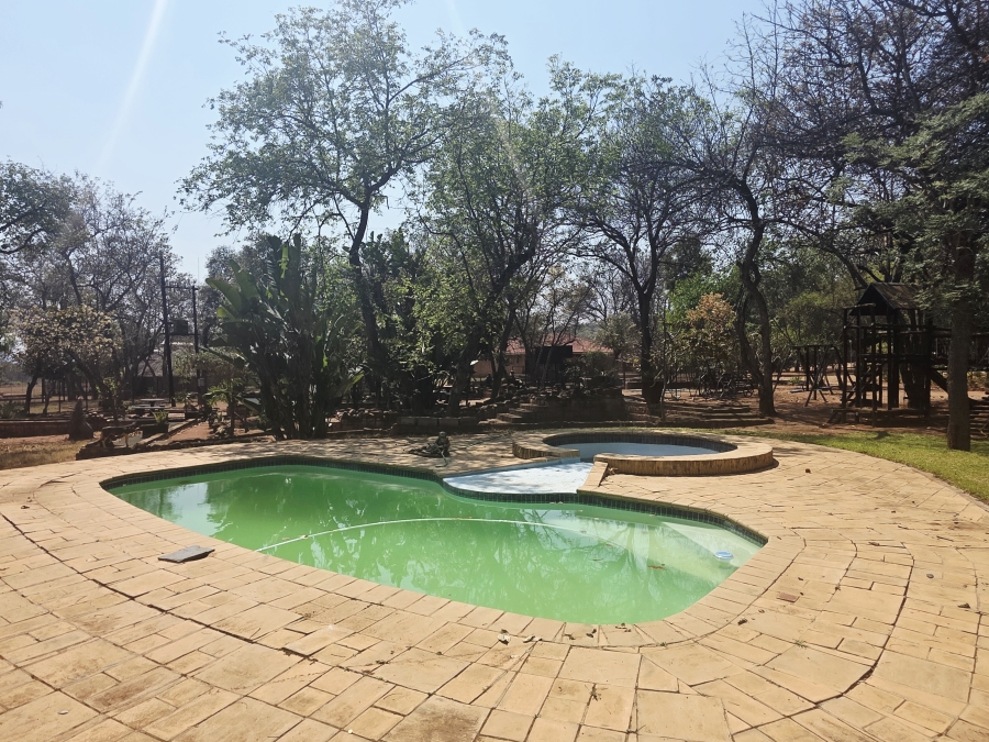 13 Bedroom Property for Sale in Mookgopong Limpopo