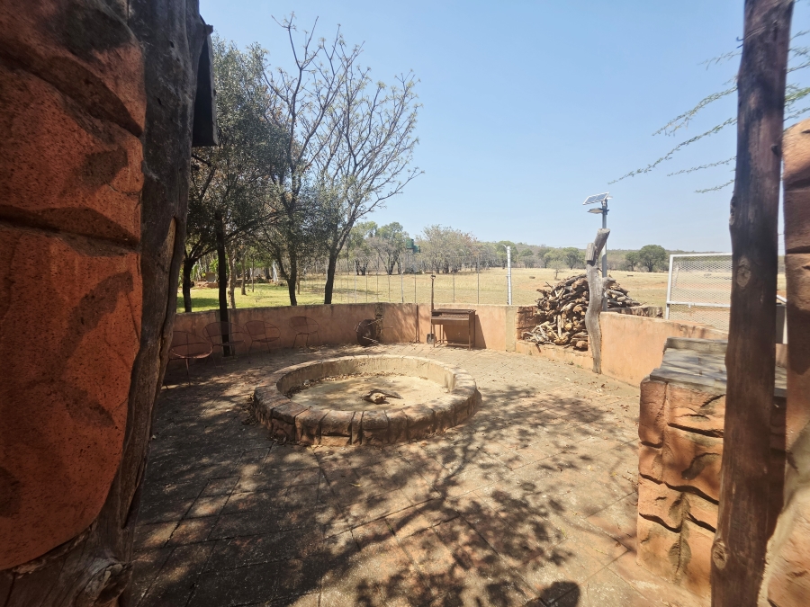 13 Bedroom Property for Sale in Mookgopong Limpopo