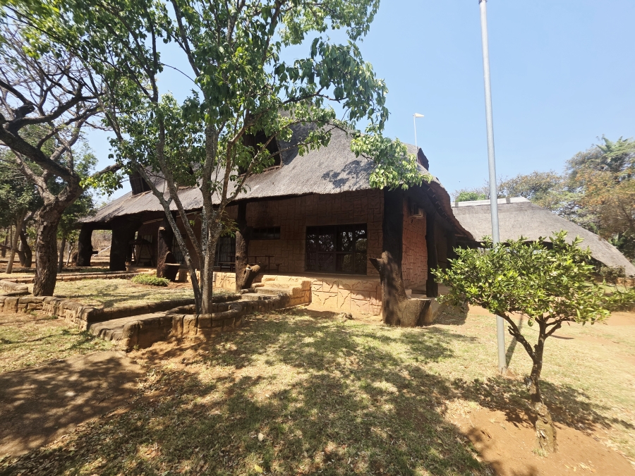 13 Bedroom Property for Sale in Mookgopong Limpopo