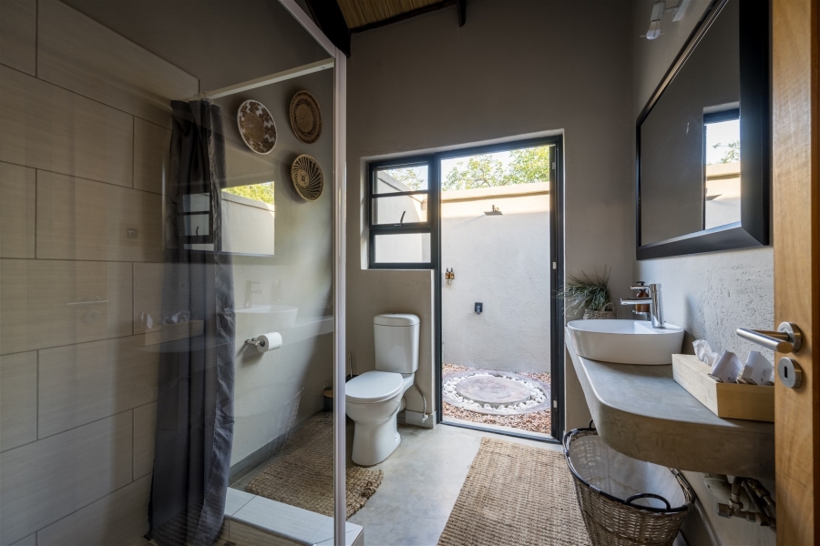 Commercial Property for Sale in Hoedspruit Wildlife Estate Limpopo